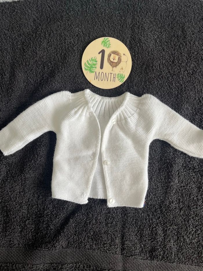 Gilet blanc MLT 1 mois