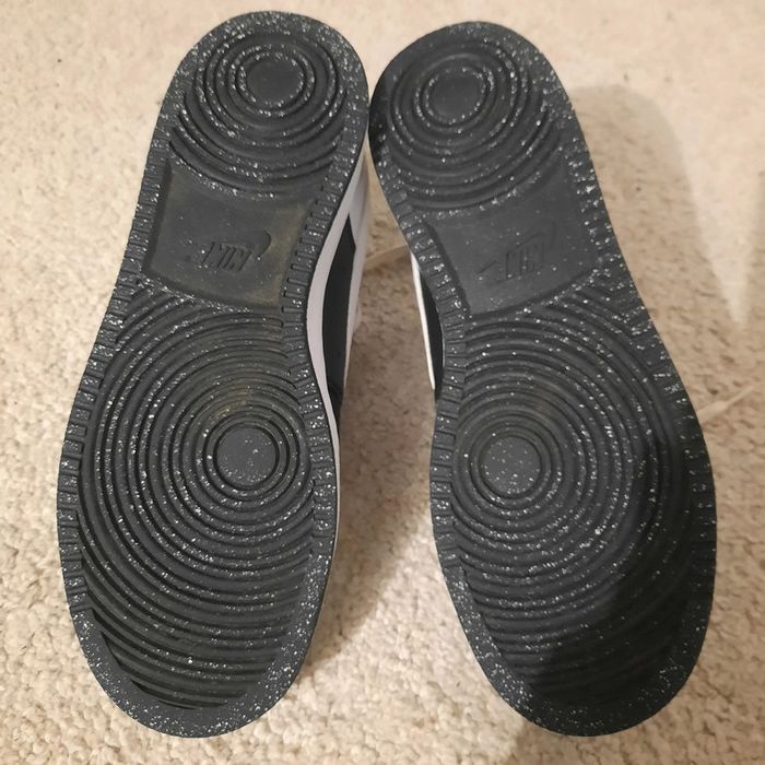 Basket nike 42 noir et blanc - photo numéro 3