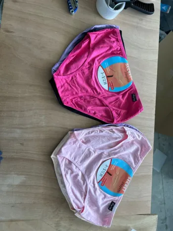 Lot de culottes femmes