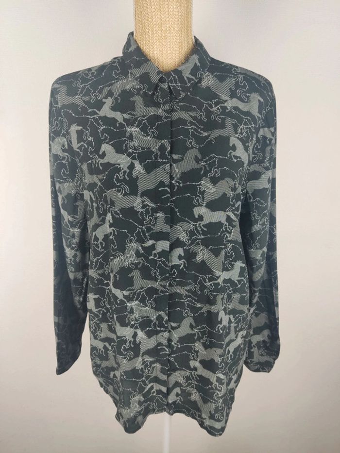 Chemise manches longues boutonnée motifs chevaux noirs et blancs taille 42 Esprit