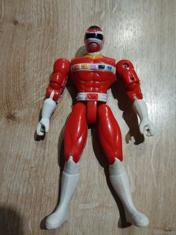 Power rangers dans l'espace rouge bootleg