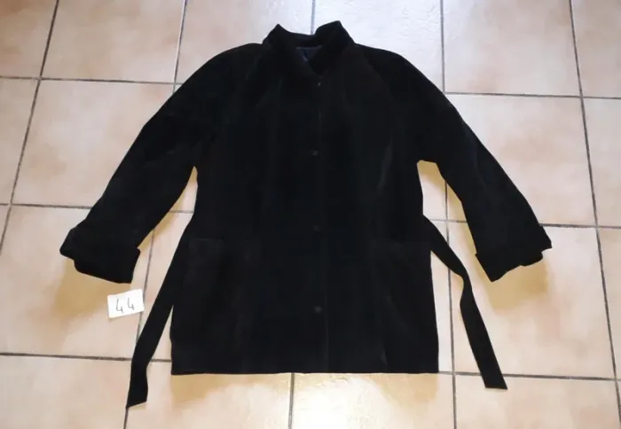 Veste en cuir T44