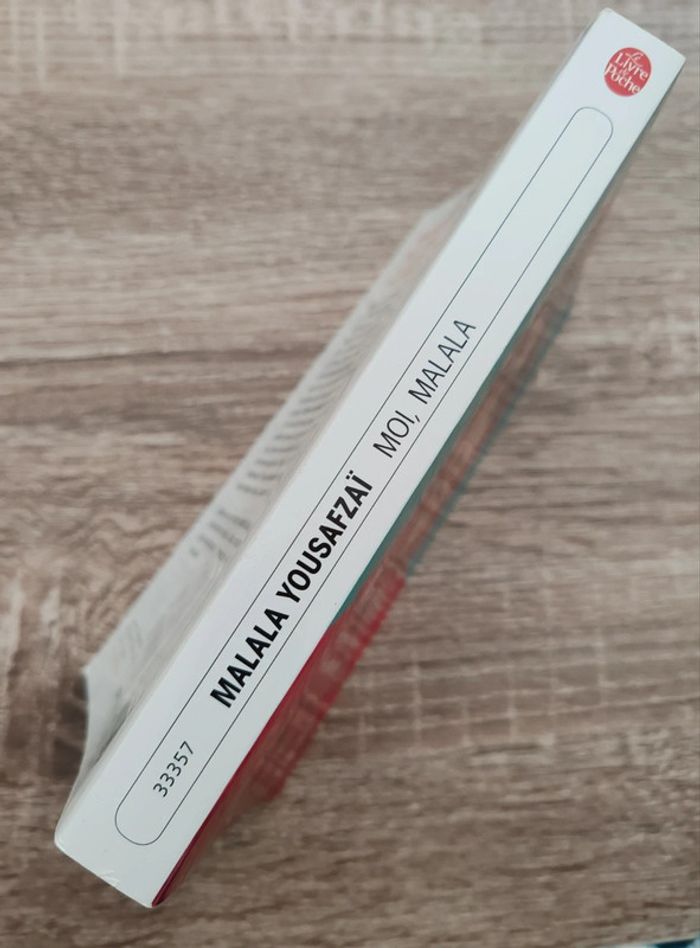 Malala Yousafzaï 🟣 Moi, Malala je lutte pour l'éducation et je résiste aux talibans - photo numéro 3