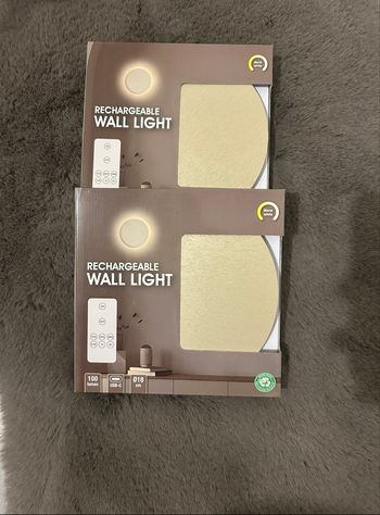 Deux appliques murales Doré