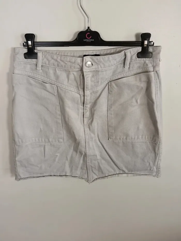 C23 jupe blanche kiabi 42
