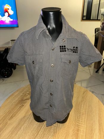 Chemise taille 6 ans garçon marque RG512 en très bon état