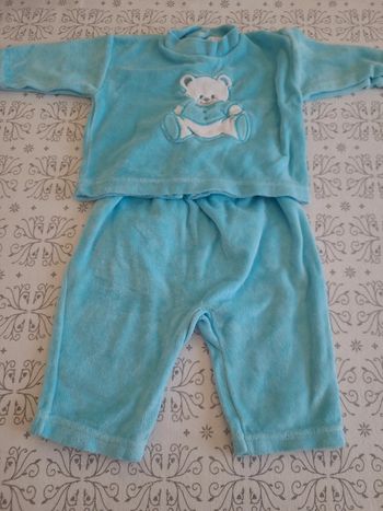 👶ensemble pyjamas taille 3 mois👶