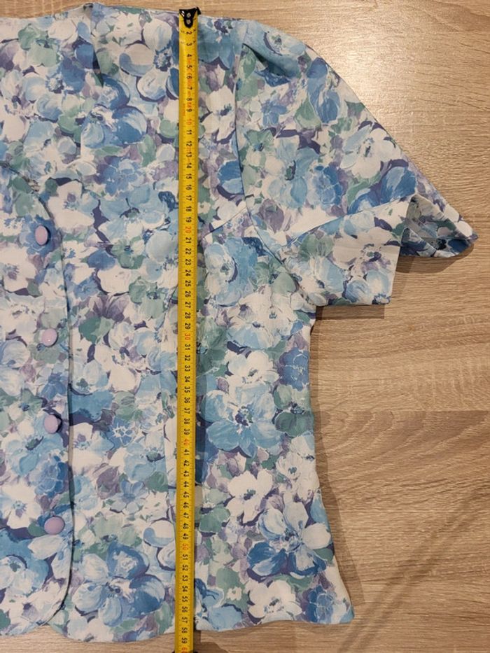 Blouse manches courtes fleurie vintage bleu ciel vert et blanc Damart Taille 44 - photo numéro 11