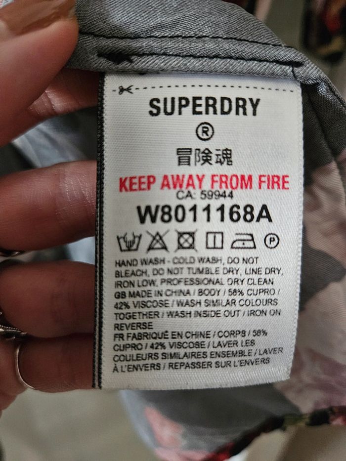 Robe portefeuille fleurie Superdry - photo numéro 6