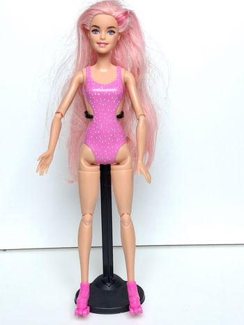 Poupée mattel Barbie Pop Reveal Fruit Series Strawberry Lemonade s27hf