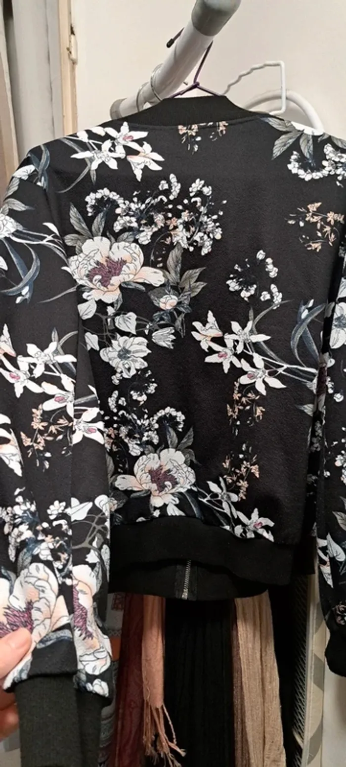 🌸Veste légère fleurie🌸 - photo numéro 4