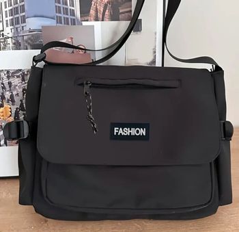 Sac à main noir fashion