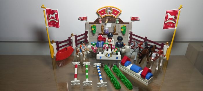 Piste d'obstacles playmobil