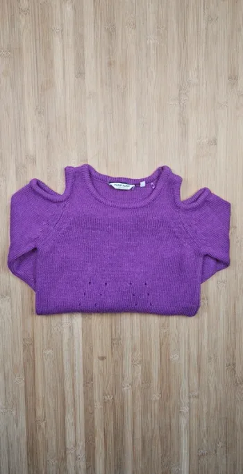Pull naf naf violet à épaules dénudées T:XS