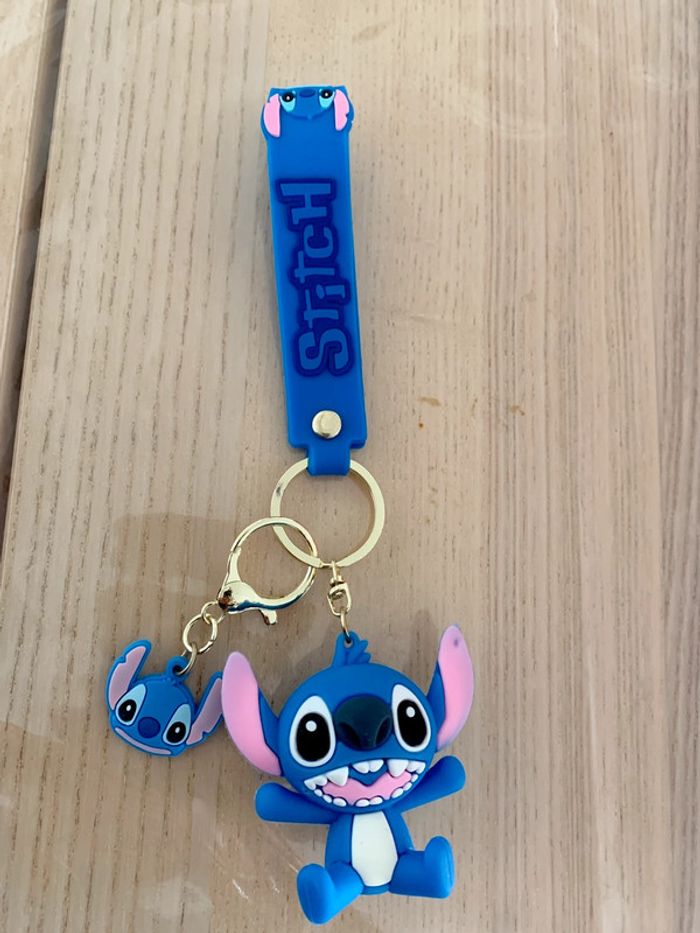Porte clés bijoux de sac Stitch Disney - photo numéro 3
