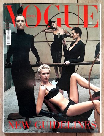 Vogue Italien n°607 marzo 2001 de 794 pages