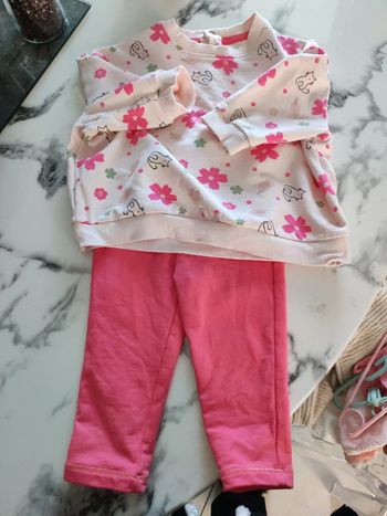 Ensemble pantalon plus sweat taille 9 mois 71 cm