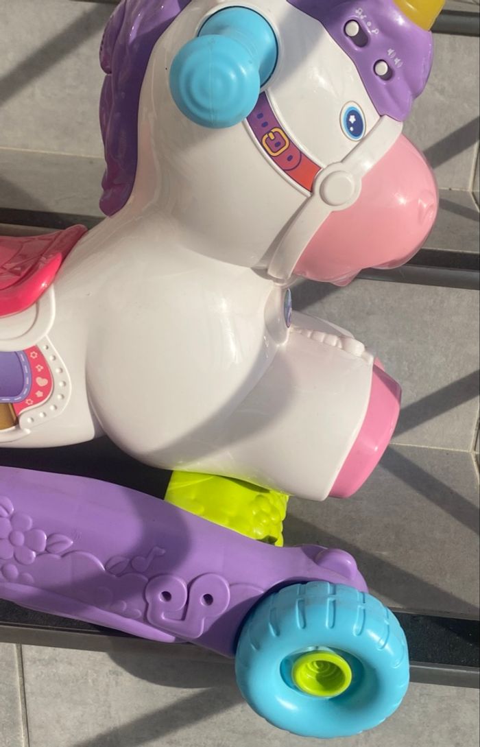 🦄 Licorne VTech 3 en 1 Porteur Bascule Trotteur - photo numéro 3