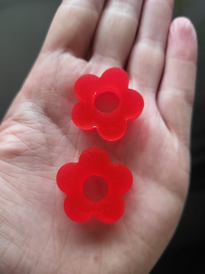 Pampilles fleurs rouges mates - photo numéro 4