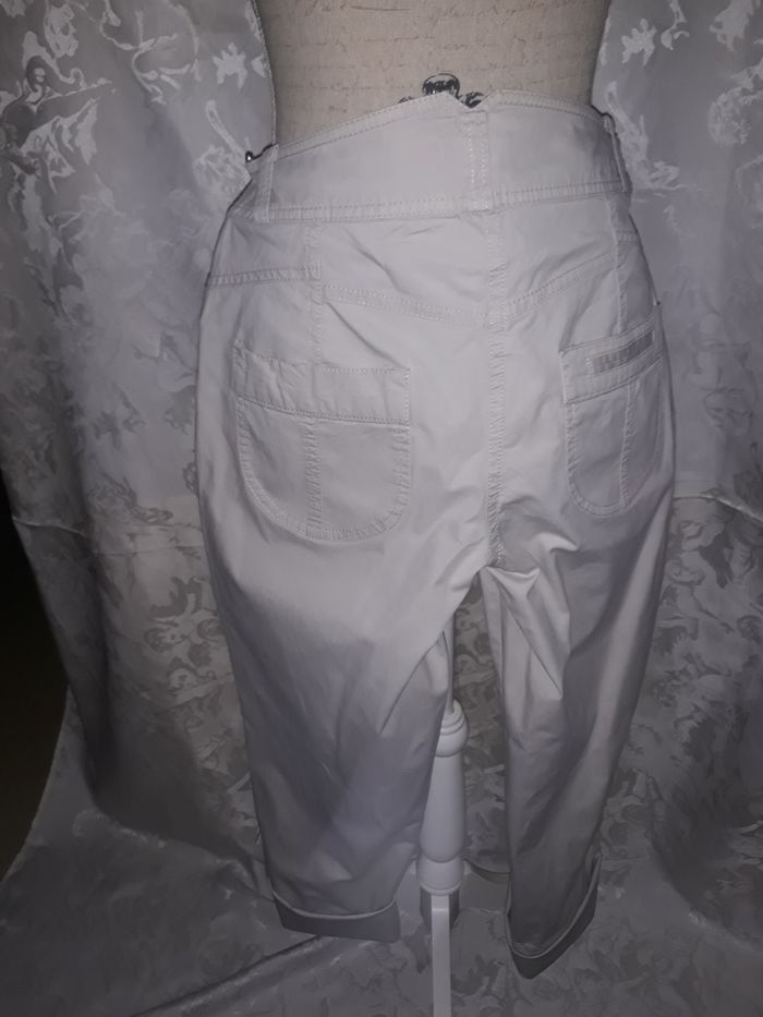 Faby27800 Pantalon femme "Phildar" couleur : beige fermeture éclair et 1 bouton 2 poches sur le deva - photo numéro 5