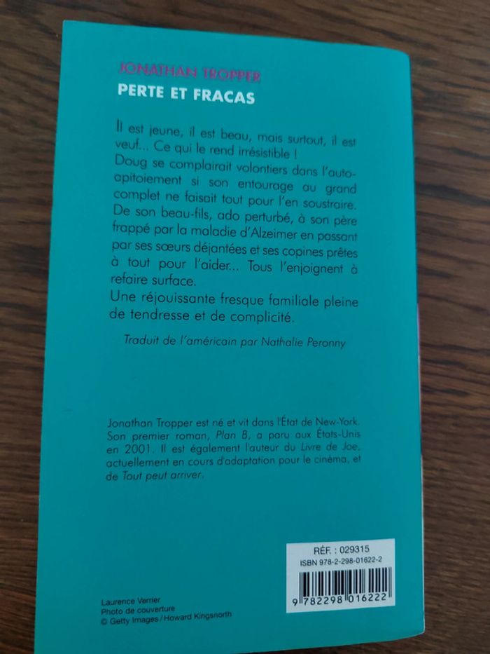 Livre Perte et Fracas Jonathan Tropper - photo numéro 2