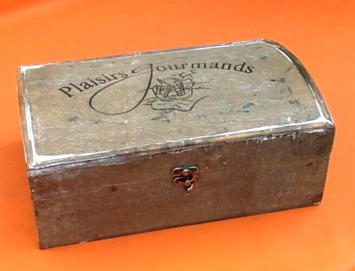 Coffret bombé Bois cérusé Fermoir laiton - photo numéro 5