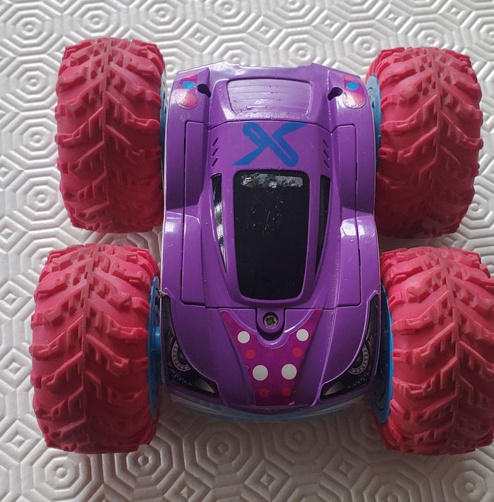 Voiture radiocommandée 360 Cross Flash rose - photo numéro 3