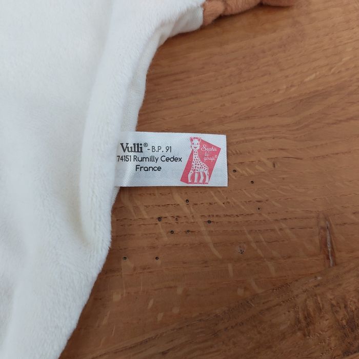 Doudou plat Sophie la girafe - Vulli - photo numéro 5