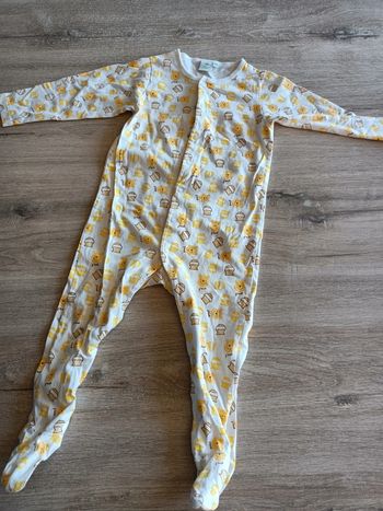 27. Pyjama mixte Winnie l'ourson 23mois