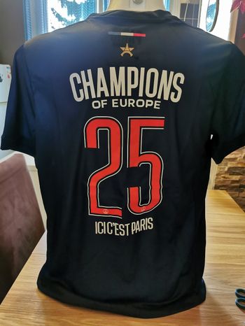 Maillot de foot Psg étoile champion of Europe XL