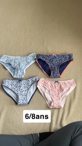 Culotte neuf 6/8ans