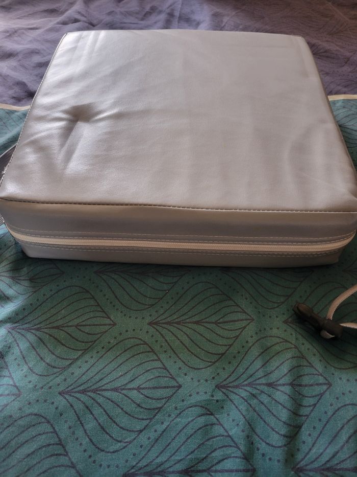 Coussin rehausseur - photo numéro 2