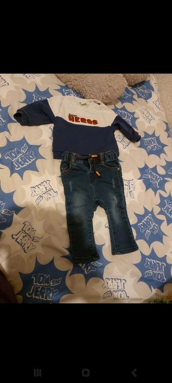 Lot pull et jeans bébé garçon