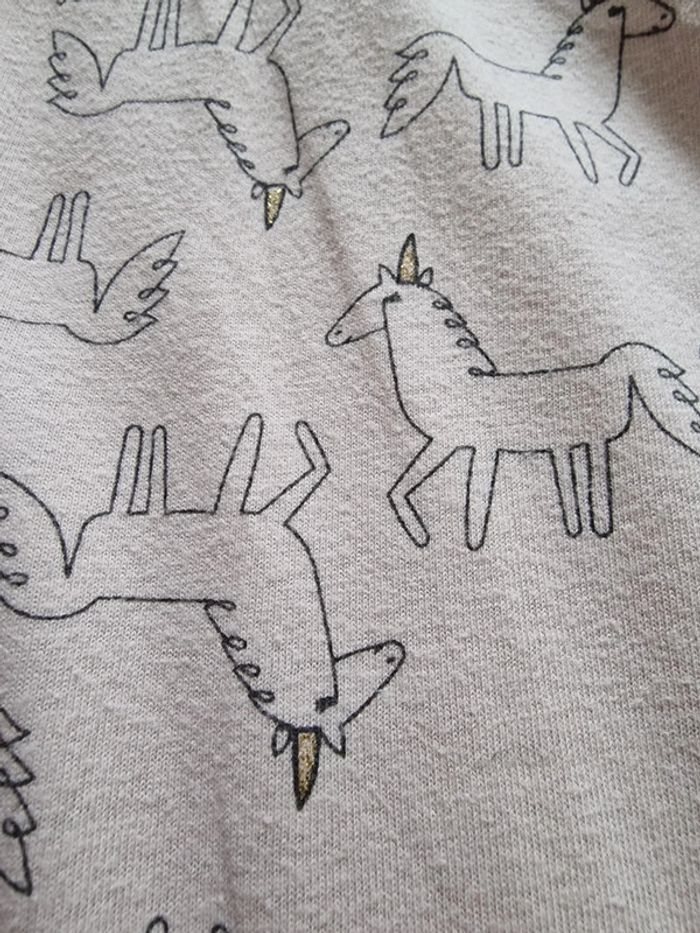 Très joli pyjama 6 ans - photo numéro 3