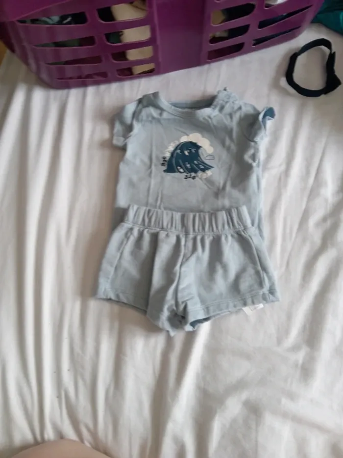 Ensemble 3 mois kiabi