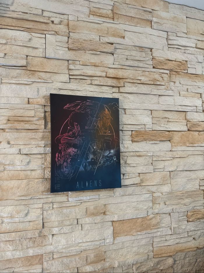 Tableau “Aliens” – hommage culte au film – toile noire 30x40 cm - photo numéro 4