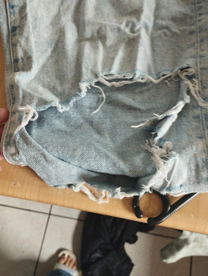 Jeans troué Primark taille 38 - photo numéro 2