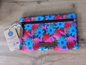 Pochette Cabaia Édition Limitée Studio Grand-père Neuve avec étiquette