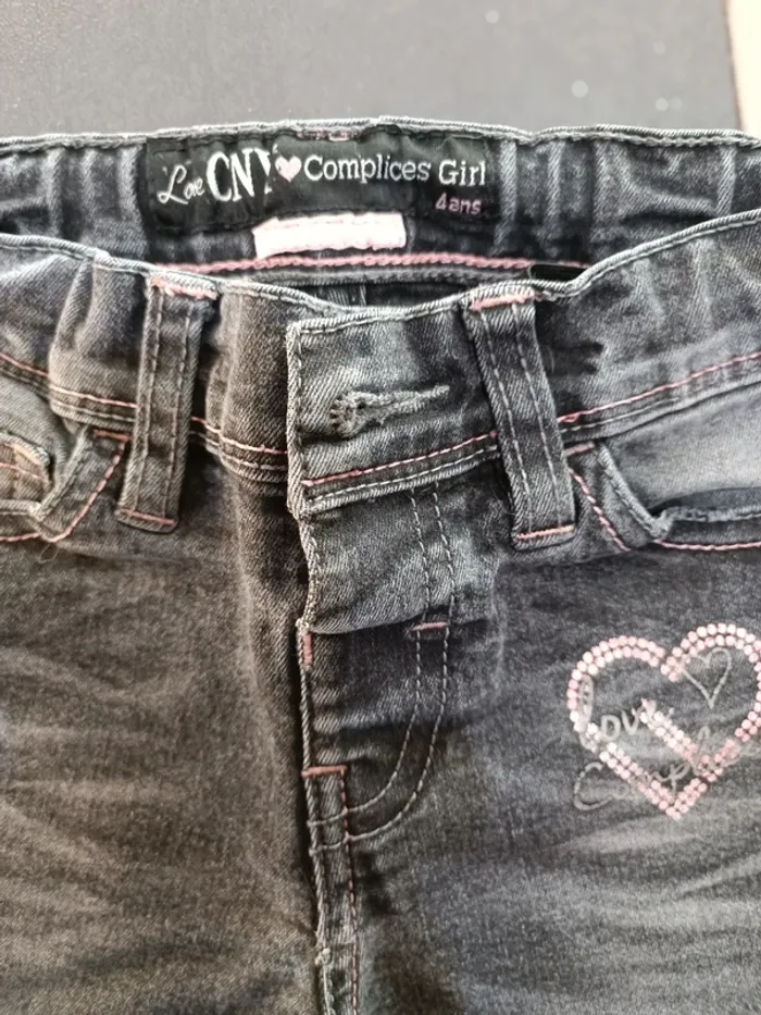 Jeans 4 ans - photo numéro 2