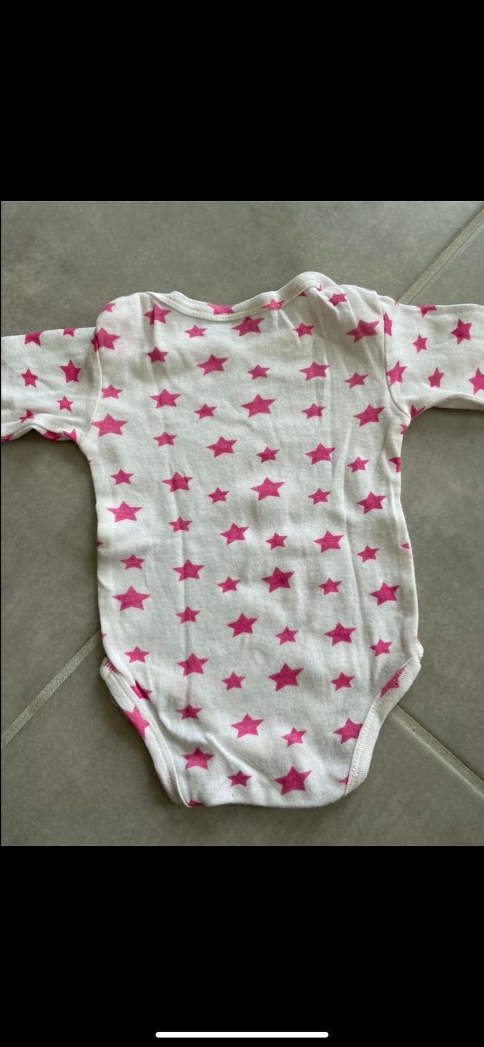 Body fille avec étoiles 3 mois - photo numéro 9