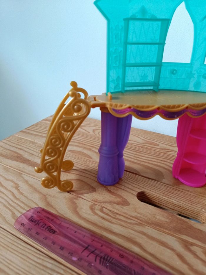 Château my little pony pas complet - photo numéro 2