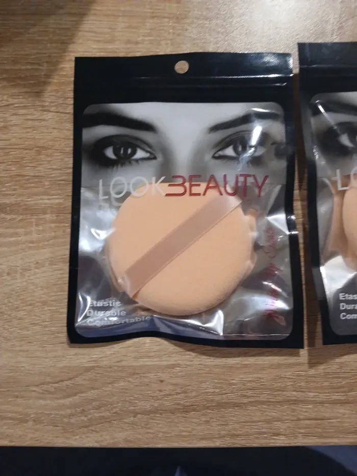 Lot de deux houlettes pour maquillage