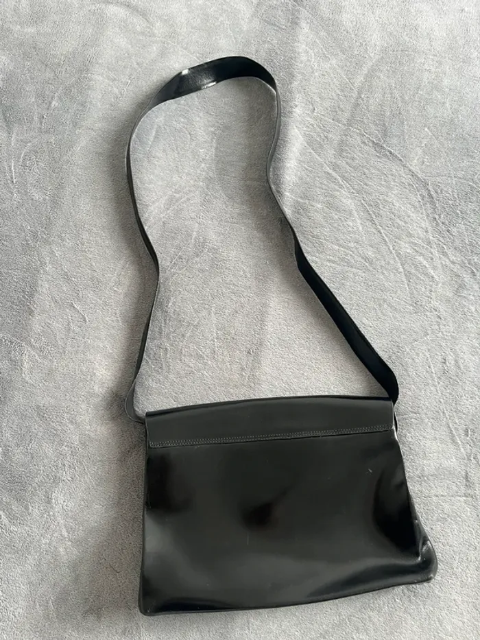 Sac VOI en cuir noir vintage – Intérieur rayé rare, chic intemporel - photo numéro 4