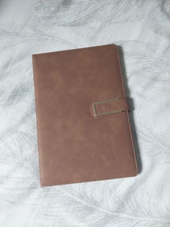 Carnet A5 simili cuir – 128 pages lignées