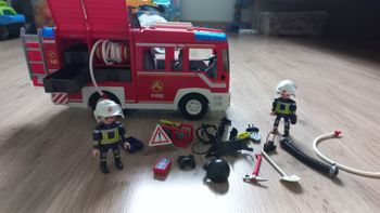Camion pompier playmobil