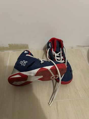 Chaussures / basket kipsta taille 33