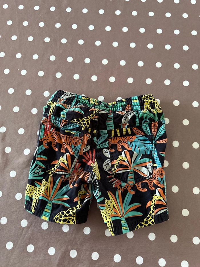 Short du pareil au même - photo numéro 4