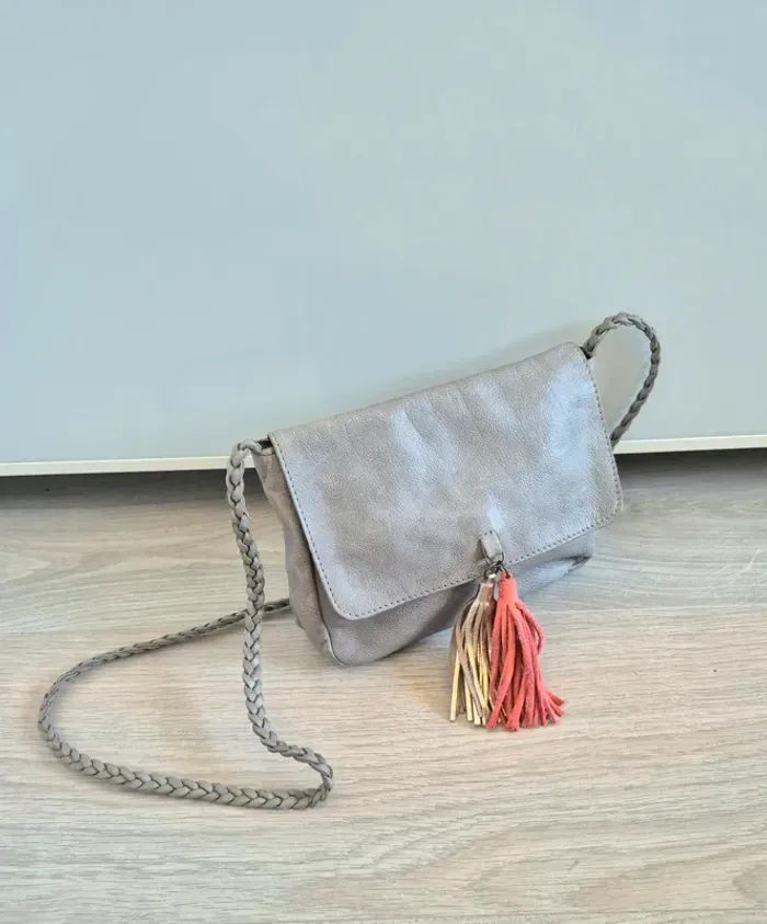 Sac bandoulière pochette argentée cuir pièces - photo numéro 1