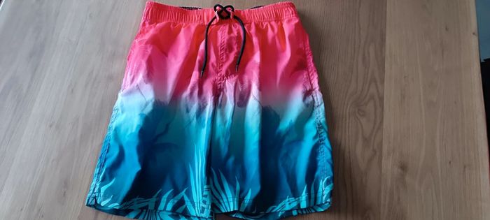 Short de bain en 14 ans