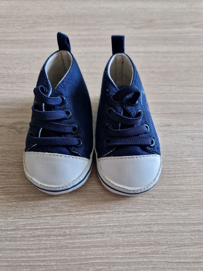 Chaussures bébé garçon taille 16